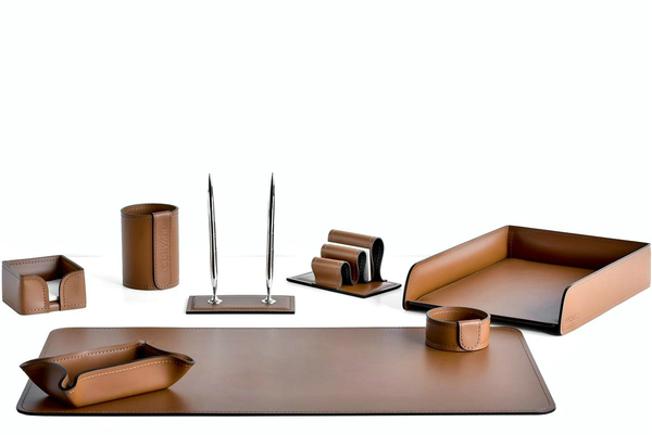 Офисный настольный набор из кожи цвет табак 8 предметов
