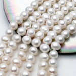 Жемчуг бусины, размер около 5,8-6,5 мм, цена за отрезок 17 см (1/2 нити)