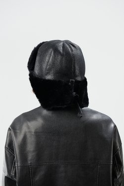 Меховая шапка