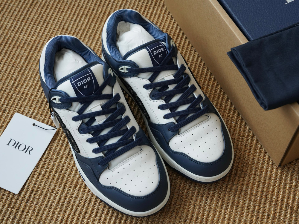 Кроссовки B57 Dribble