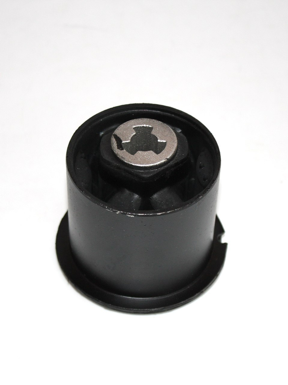 Сайлентблок задней балки 551602K000 для Hyundai, Kia Cerato, Soul