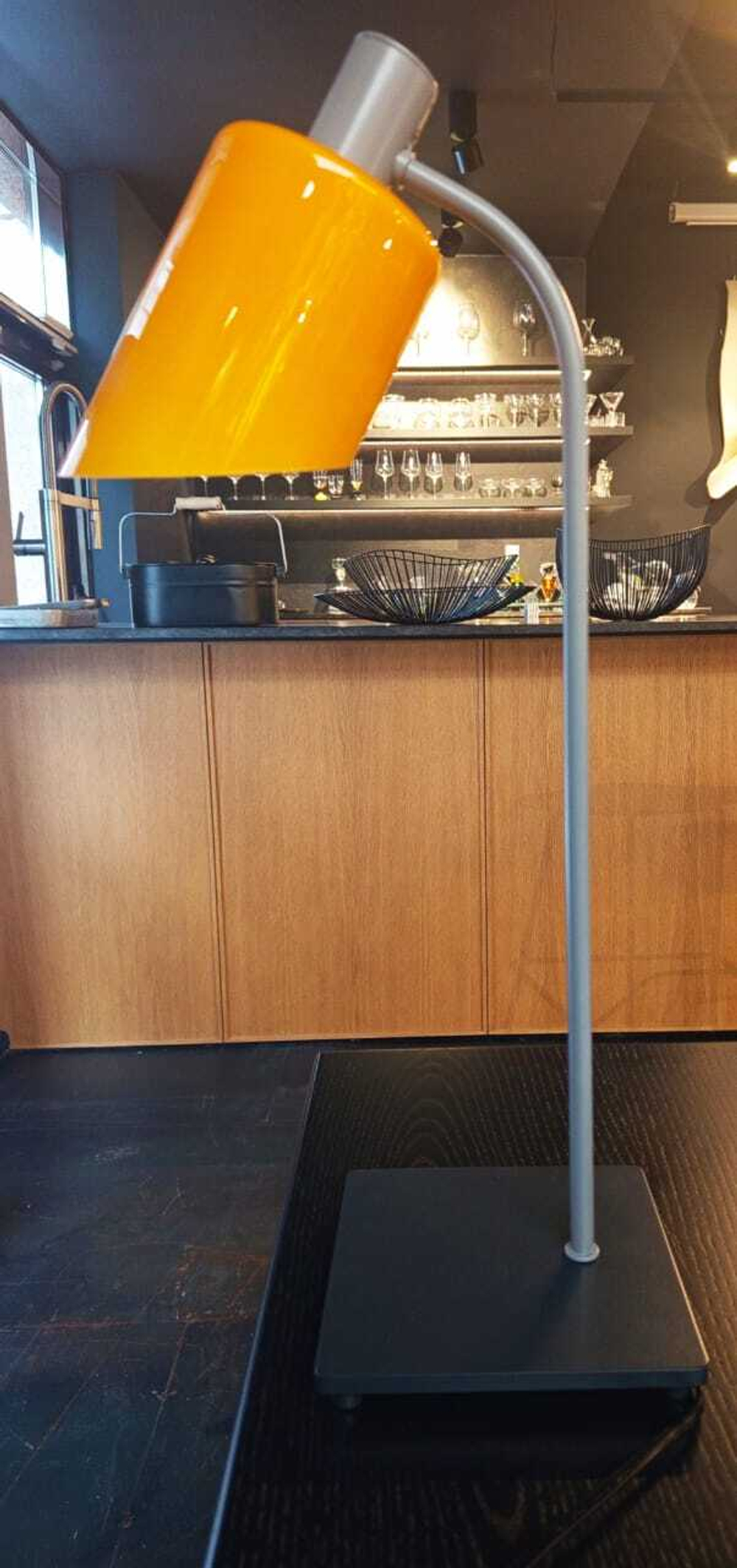 Лампа настольная LAMPE DE BUREAU TABLE YELLOW