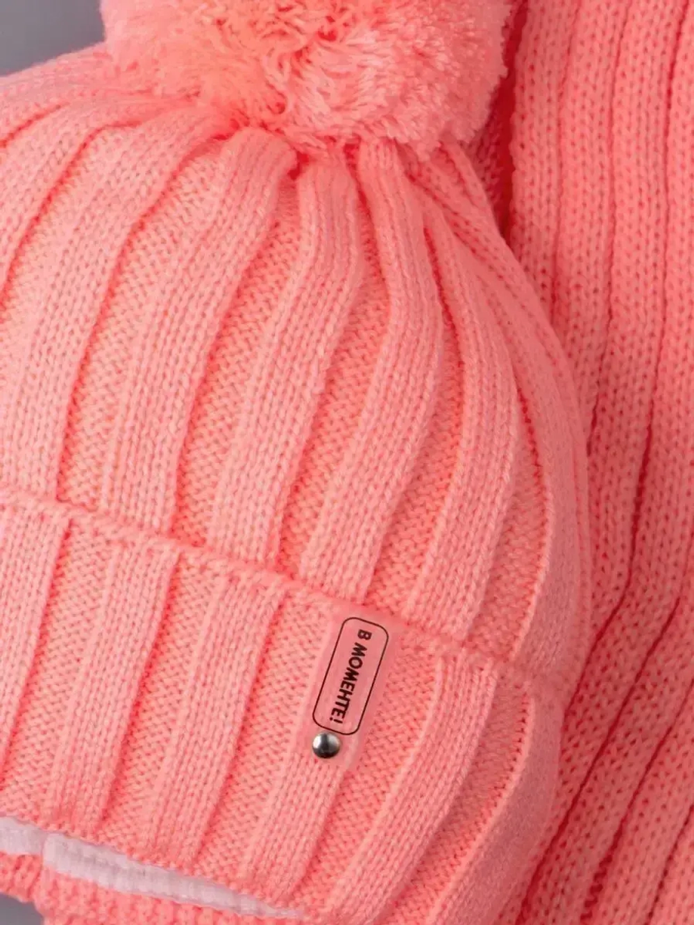 Шапка для девочки осенняя и шарф