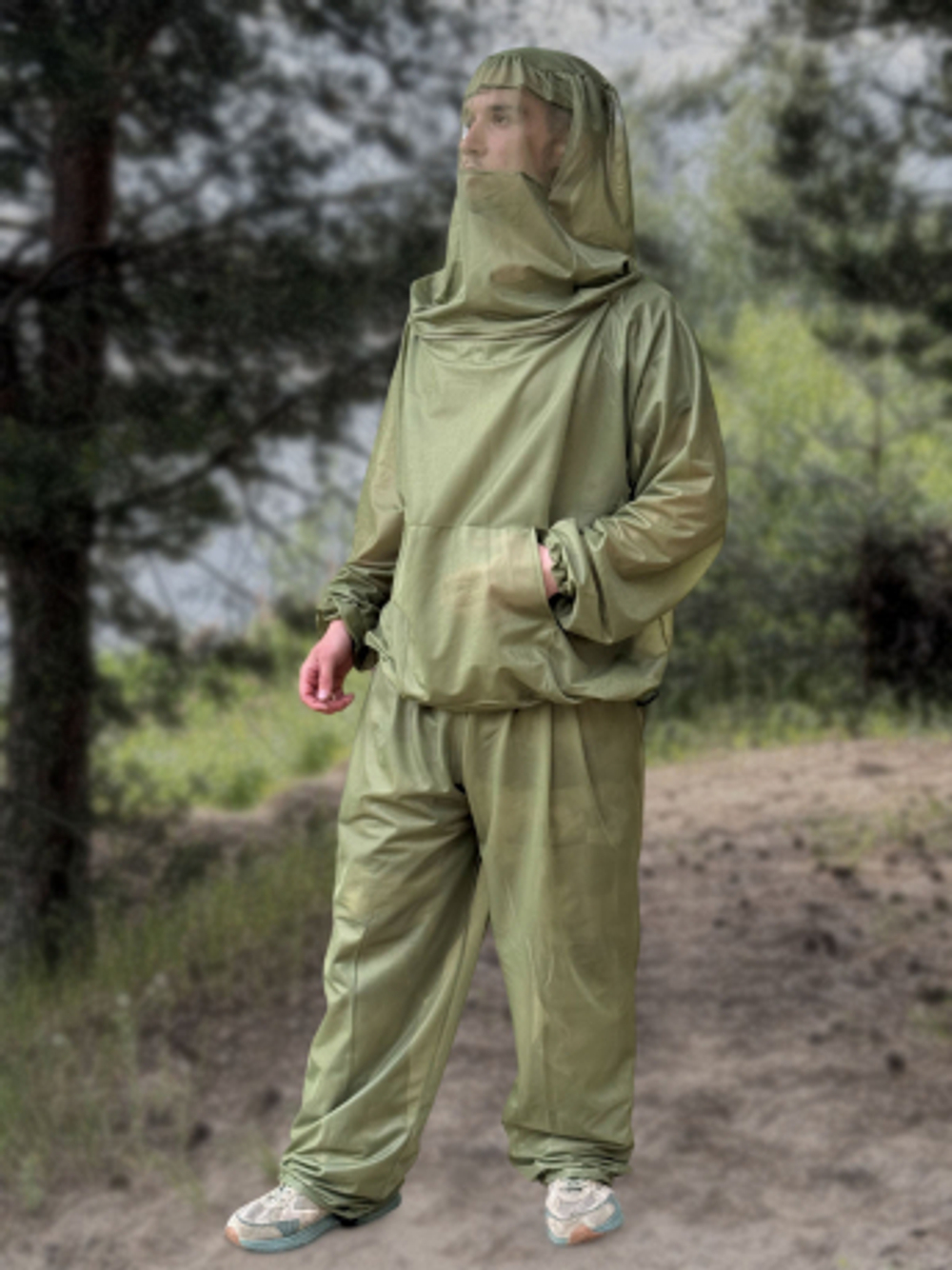 Антимоскитный костюм с полной защитой головы