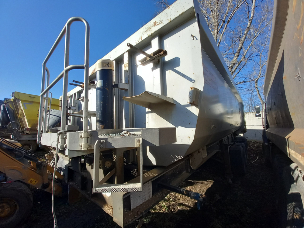 Grunwald 9453 Полуприцеп самосвальный 9453-0000010-50