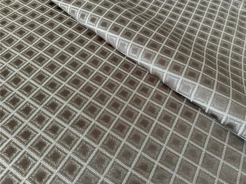 Армани ромб 700