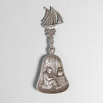 Памятная ложка с изображением корабля