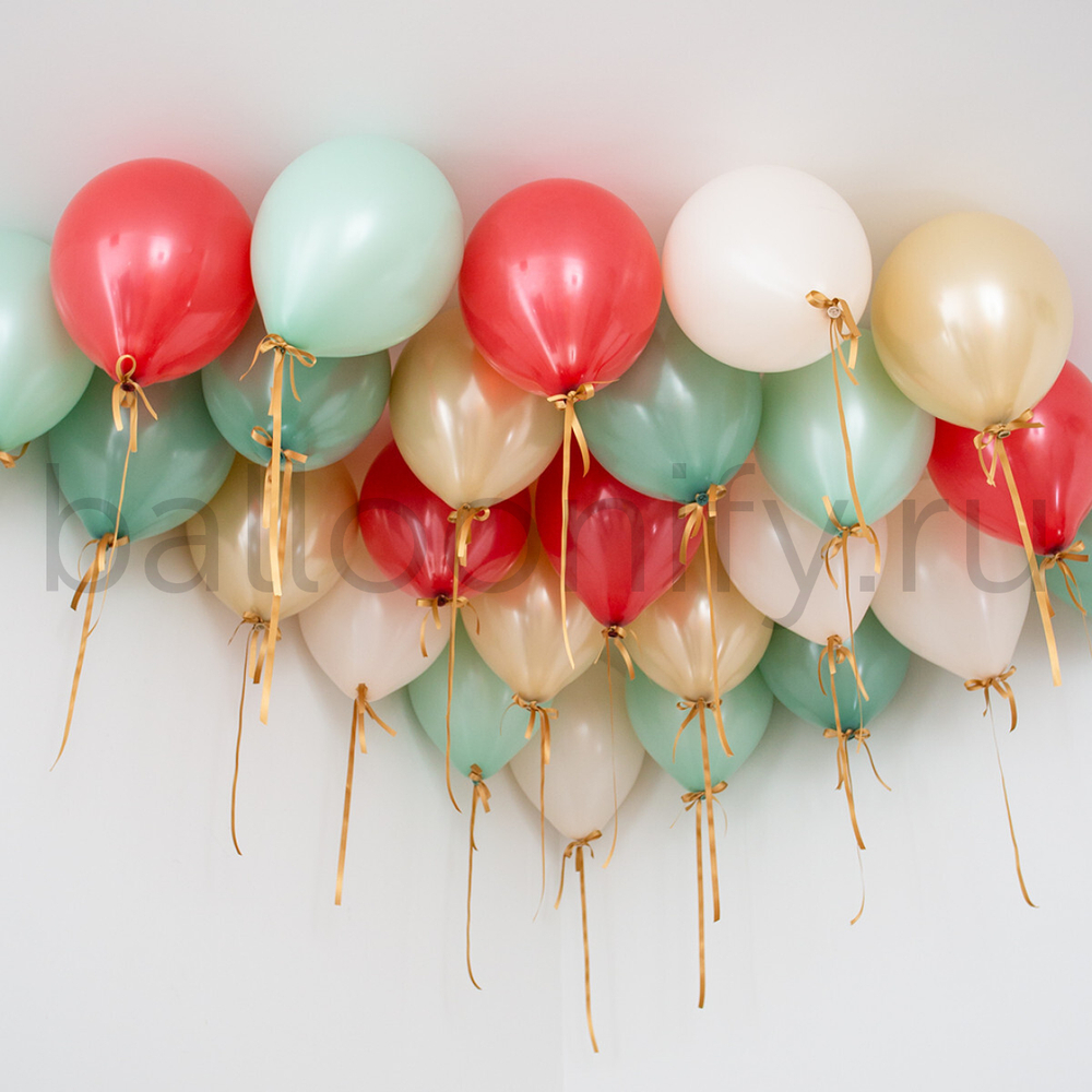 Шары россыпью "В духе Рождества"