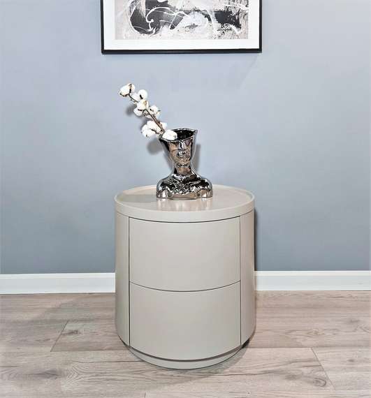 Прикроватная тумбочка 4267 с двумя выдвижными ящиками светло-серая