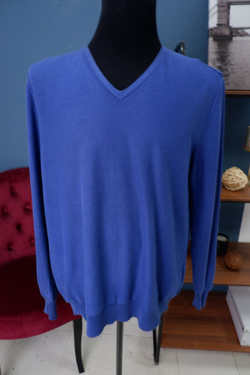 Джемпер Trussardi базовый 54 размер