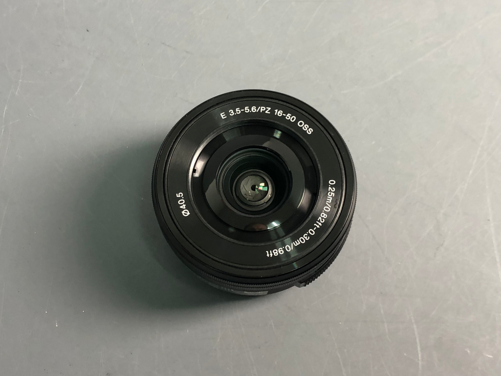 Sony ZV-E10 Kit 16-50mm 900 кадров