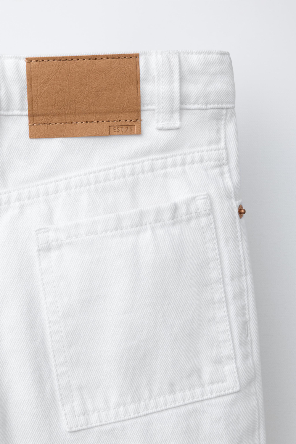 ZARA ДЖИНСЫ СВОБОДНОГО КРОЯ, БЕЛЫЙ