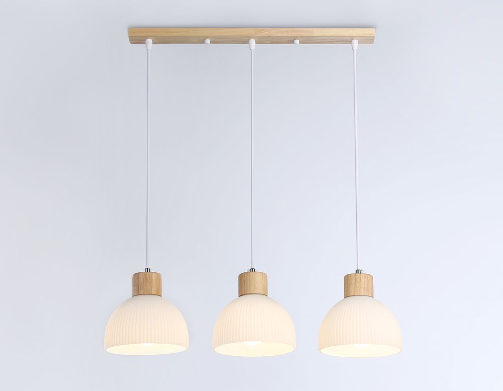 Ambrella Подвесной светильник со сменной лампой Traditional TR83135