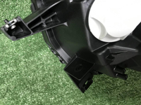 Фара правая Toyota Land Cruiser 300 (2021-н.в.) LED