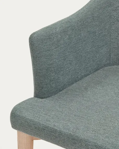 Стул с подлокотниками Croft зеленый шенилл | La Forma | Испания