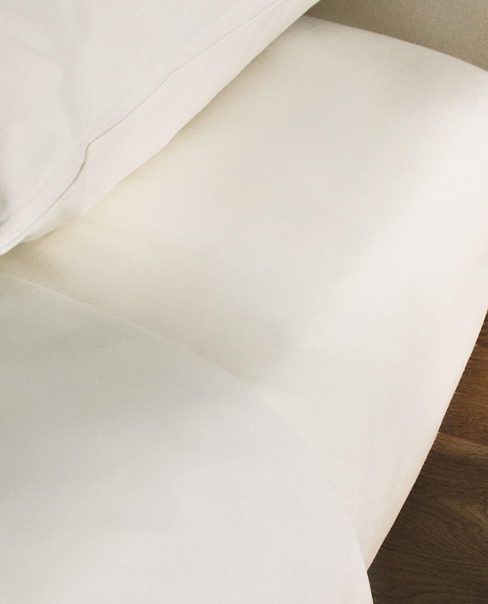 Zara Home - Простыня брюки из ситца, высота 30 см (800 нитей), экрю, 180х200х30 см