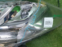 Фара левая Toyota Alphard 3 (2015-2017) LED