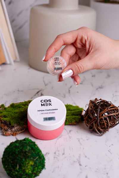 Cosmex Набор Холодный Крем-Парафин для рук Лесные Ягоды 50 мл + воск для кутикулы миндаль