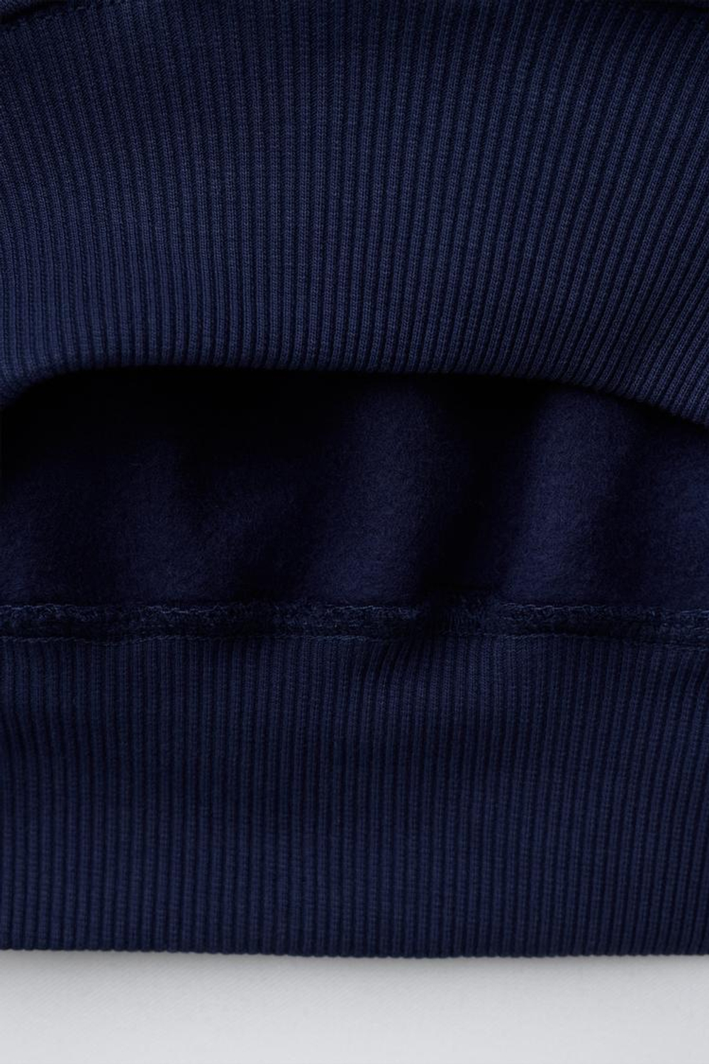 ZARA ХУДИ С КАПЮШОНОМ, ЗВЕЗДОЙ И ЗАКЛЕПКАМИ, СИНИЙ