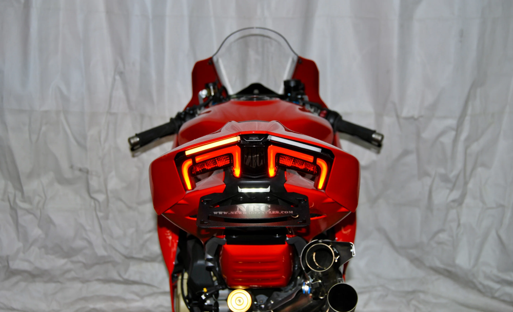 NRC Короткое крепление номерного знака с встроенными поворотниками Ducati Panigale V4 (2025-) V4-FE-S-25