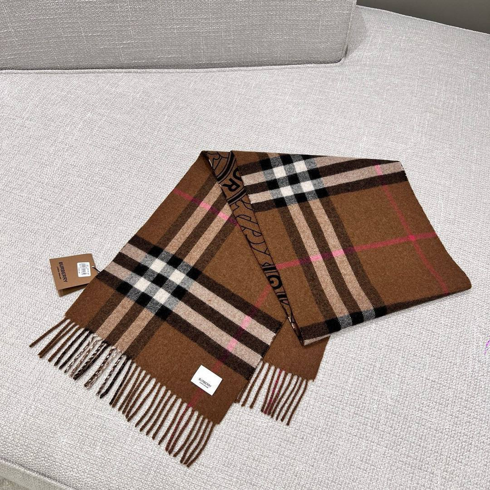 Шарф Burberry