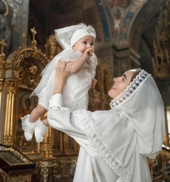 Должна ли покрываться православная женщина в повседневной жизни?