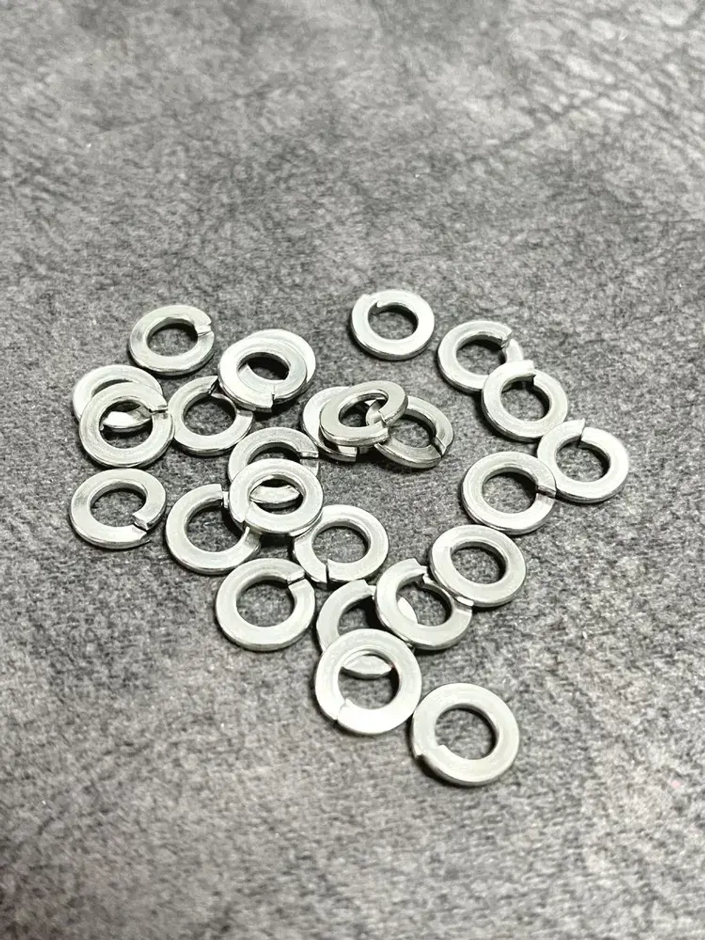 Шайба Гровер М6 нержавеющая пружинная - 25 штук
