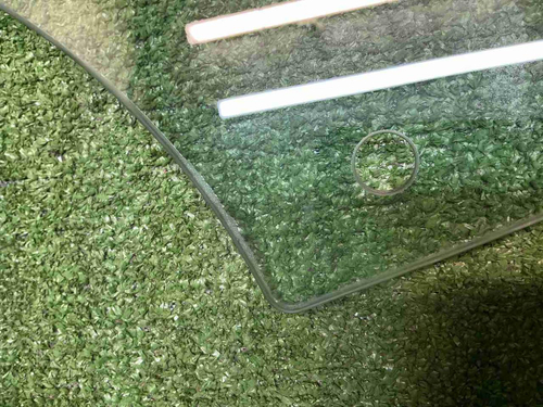 Стекло двери переднее RH Mercedes GLS X167 (19-нв)