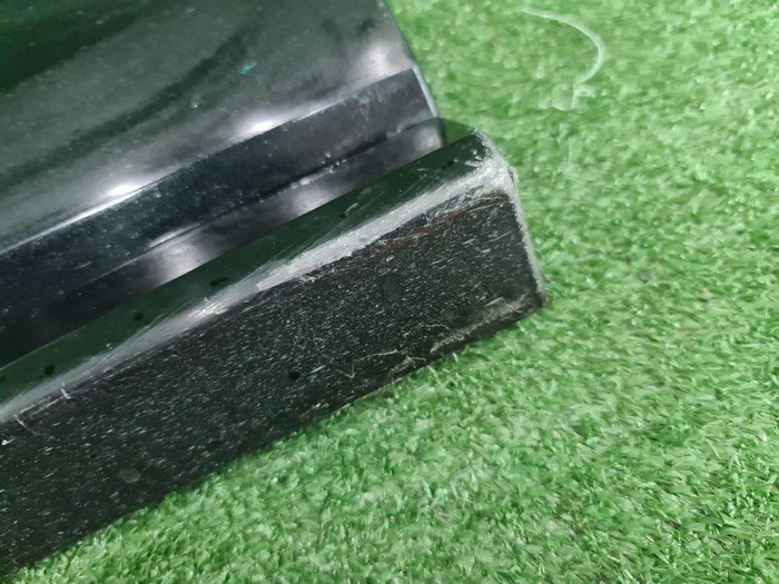 Накладка двери задняя правая Genesis GV80 (20-нв)