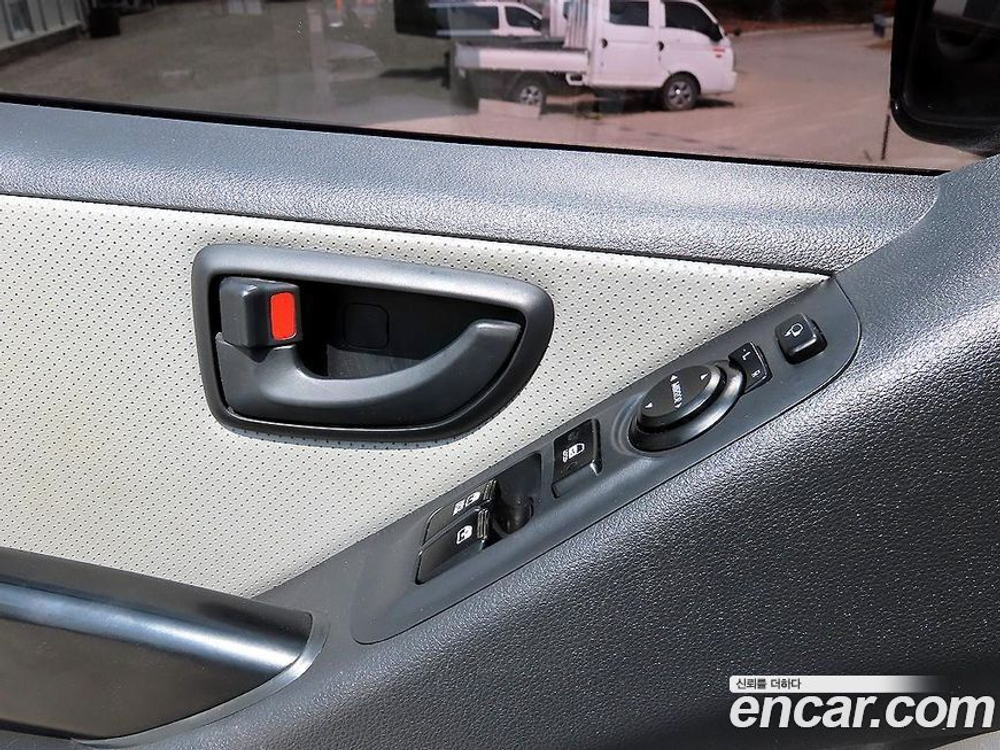 Hyundai The New Grand Starex Van 3-х местный (07.2020)