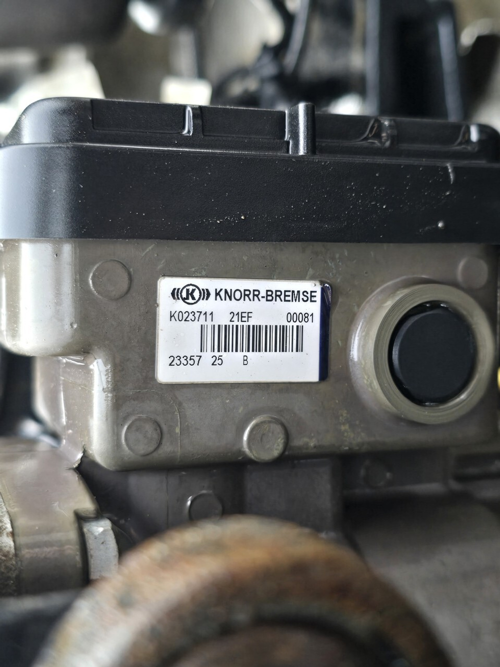 Кран управления тормозами прицепа 2023г.