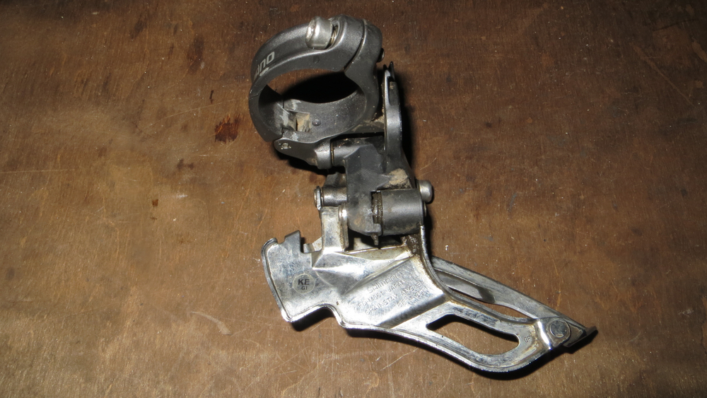 Передний переключатель Shimano SLX  FD-M661