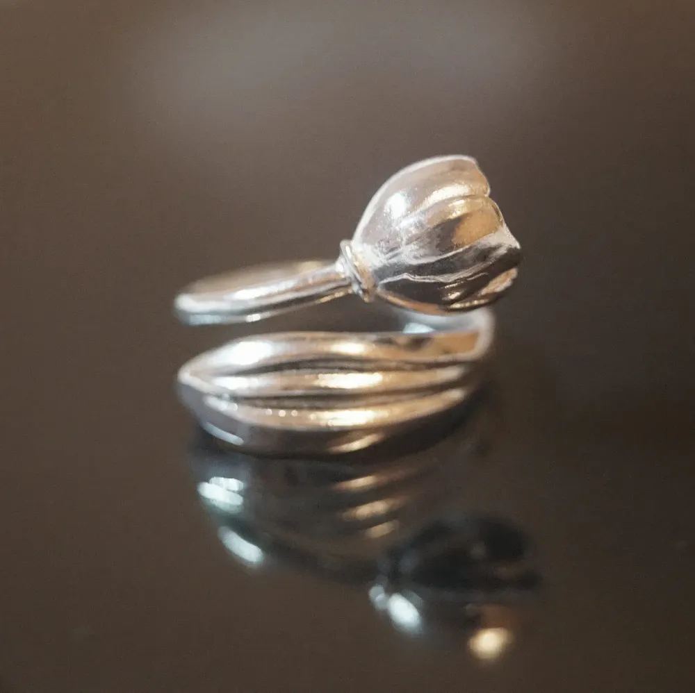 Кольцо Тюльпан