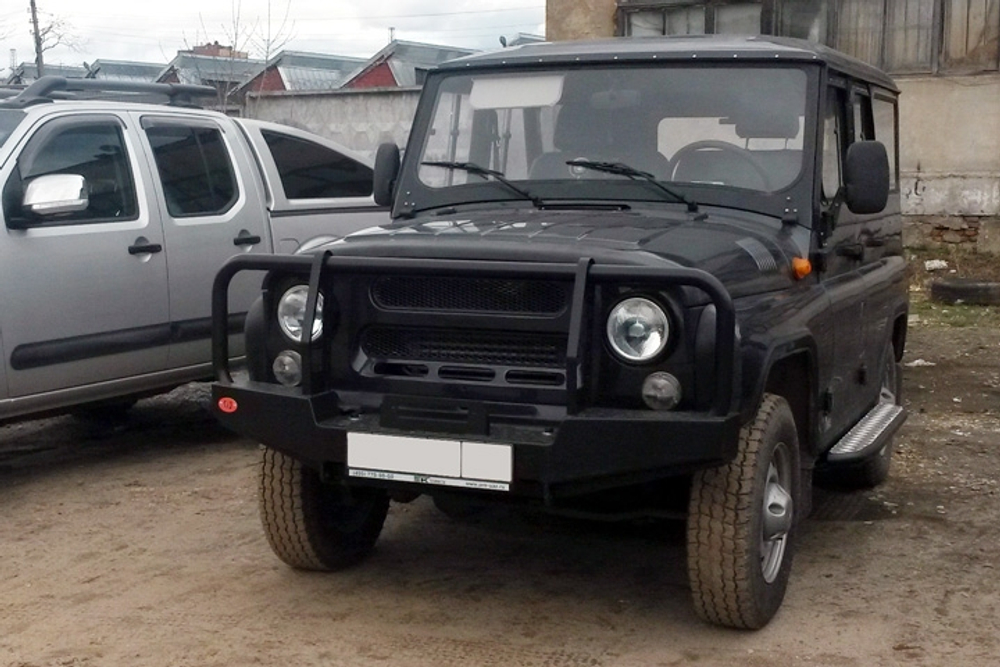 Передний силовой бампер OJ. УАЗ Хантер (пружины впереди)