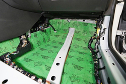Шумоизоляция Comfortmat TITAN 480x700 мм (5 листов)