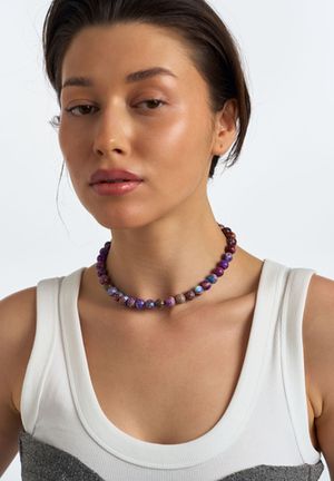 Колье Violetta из бусин камня
