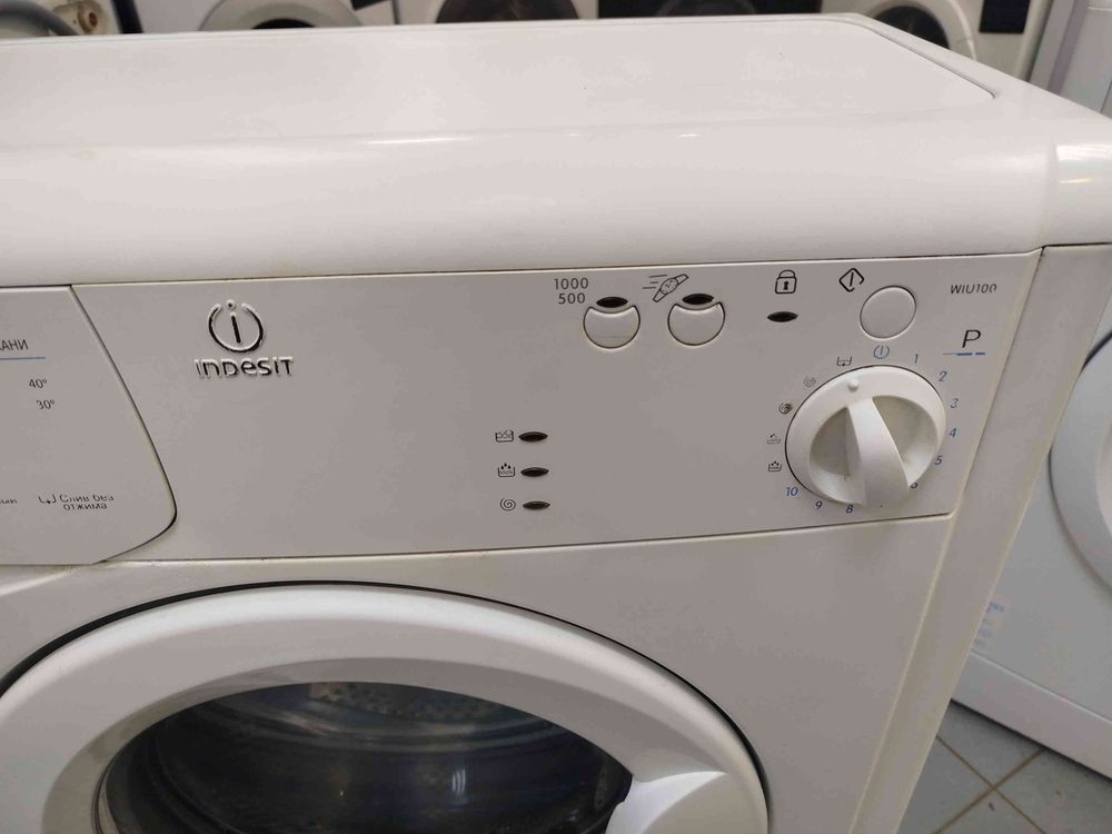 Стиральная машина Indesit WIU 100 3,5 б/у