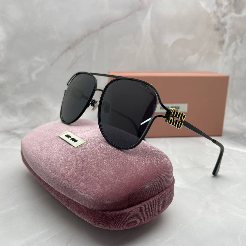 Солнцезащитные очки MIU MIU
