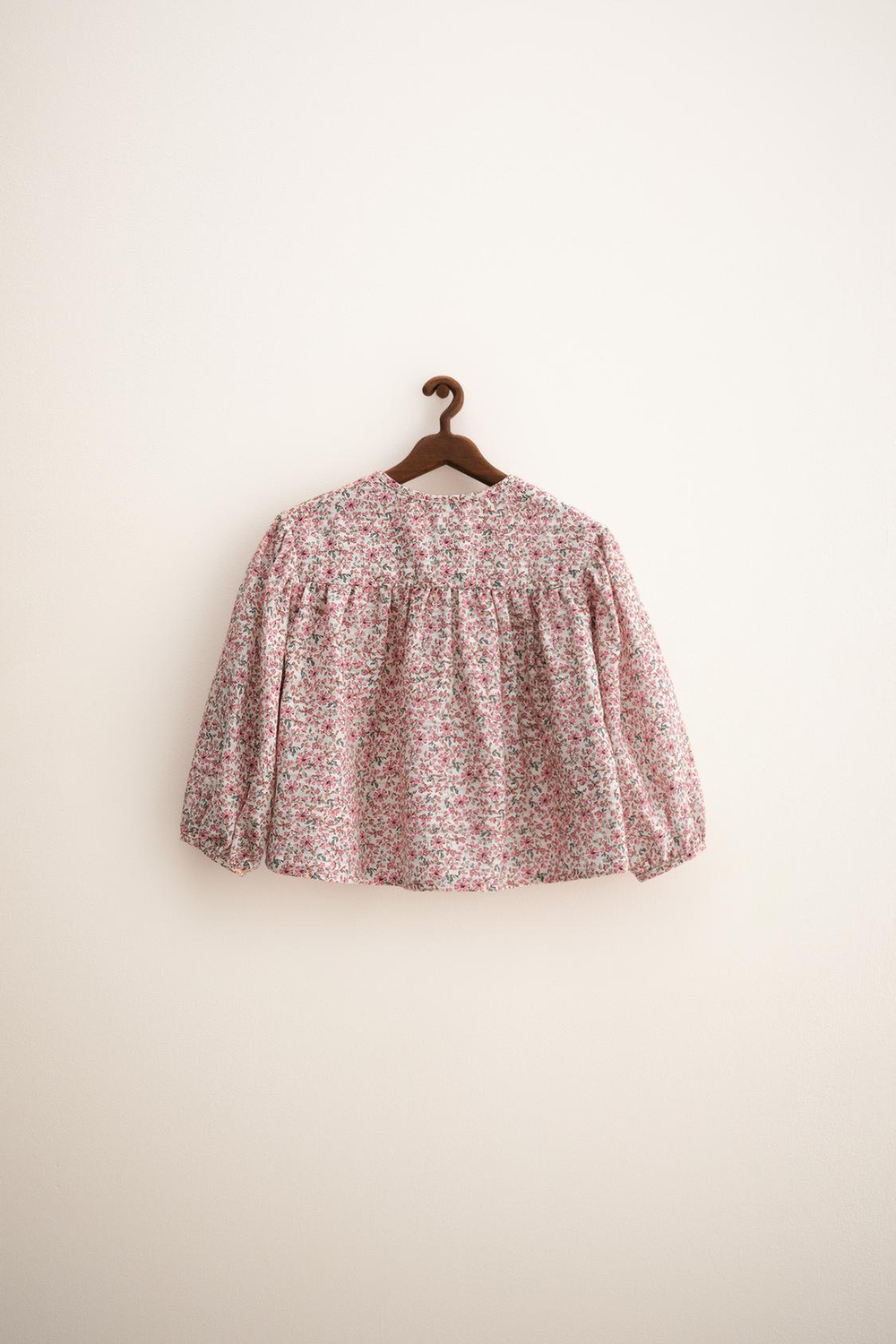 ZARA TIMELESS - РУБАШКА С ЦВЕТОЧНЫМ ПРИНТОМ, РОЗОВЫЙ