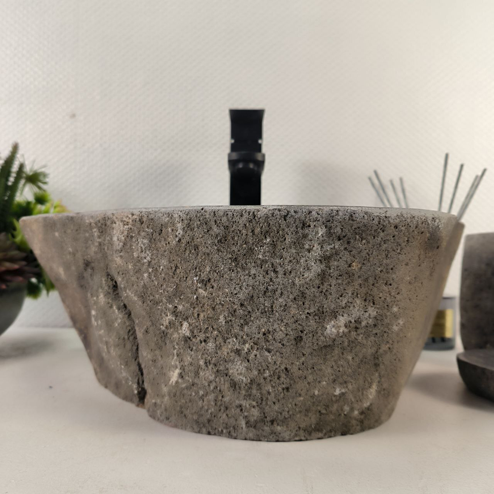 Раковина из речного камня RS-65105 43*35*15 0856