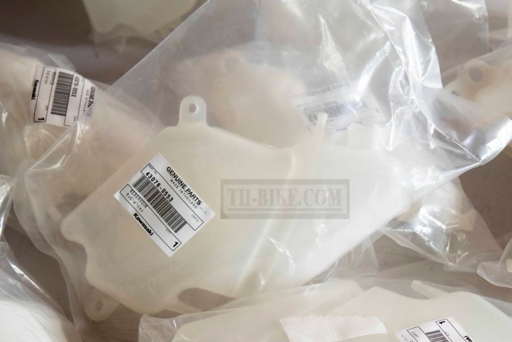 43078-0553. RESERVOIR. Reserve tank for Kawasaki ER-6F, NINJA650 2012-2016. Ninja400
