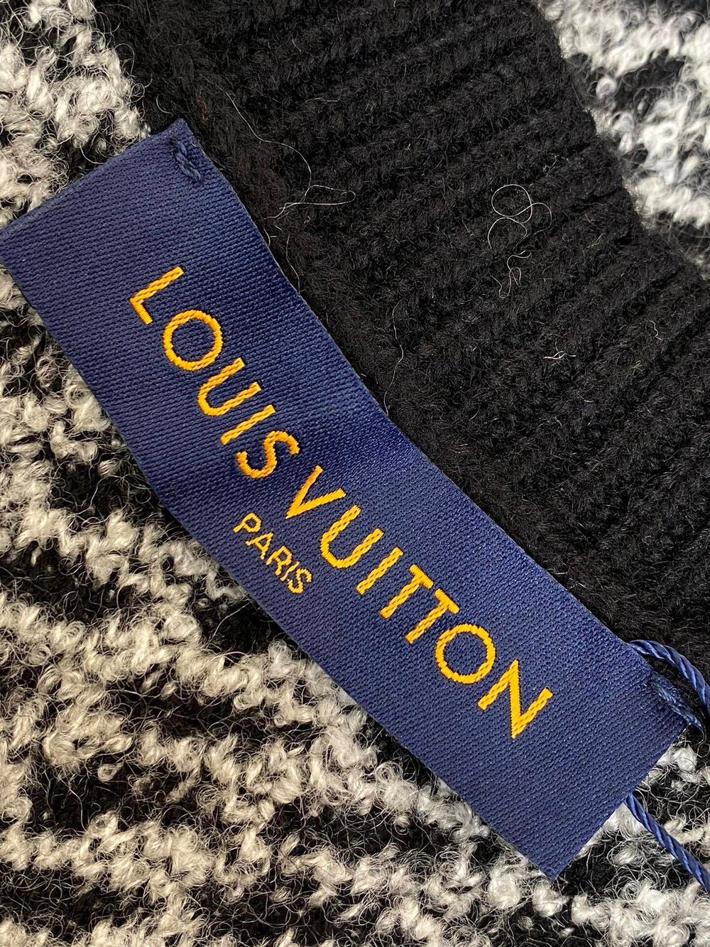 Louis Vuitton Sweatshirt