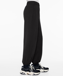 Oysho Брюки-джоггеры из ткани с модалом, черный
