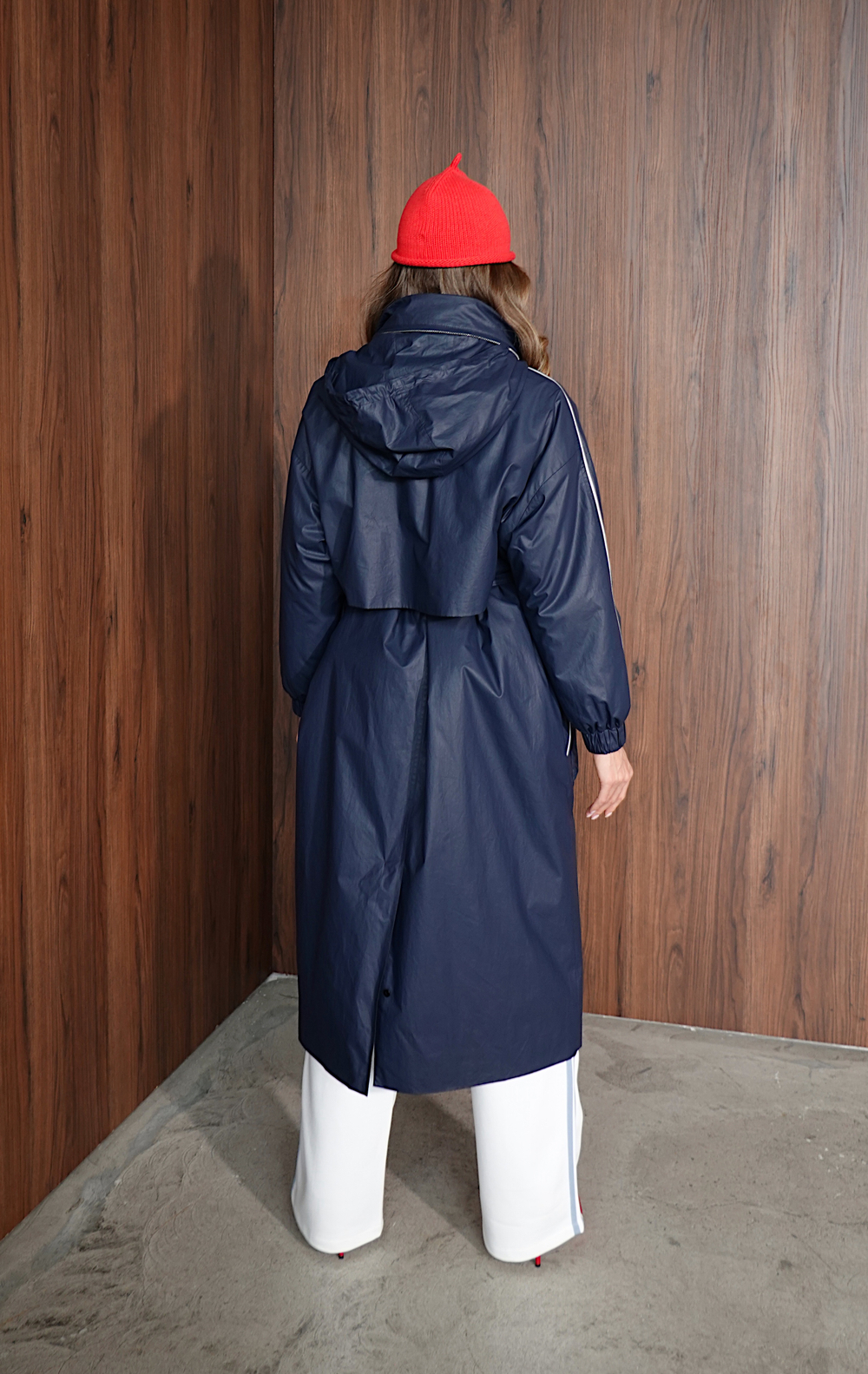 Куртка демисезонная в длине миди