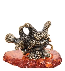 Народные промыслы AM-1475 Фигурка «Голубки на вазе» (латунь, янтарь)