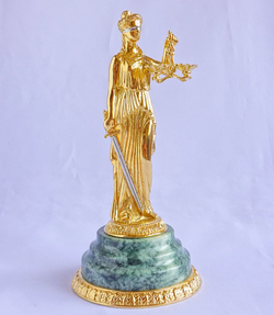 Статуэтка "Фемида"