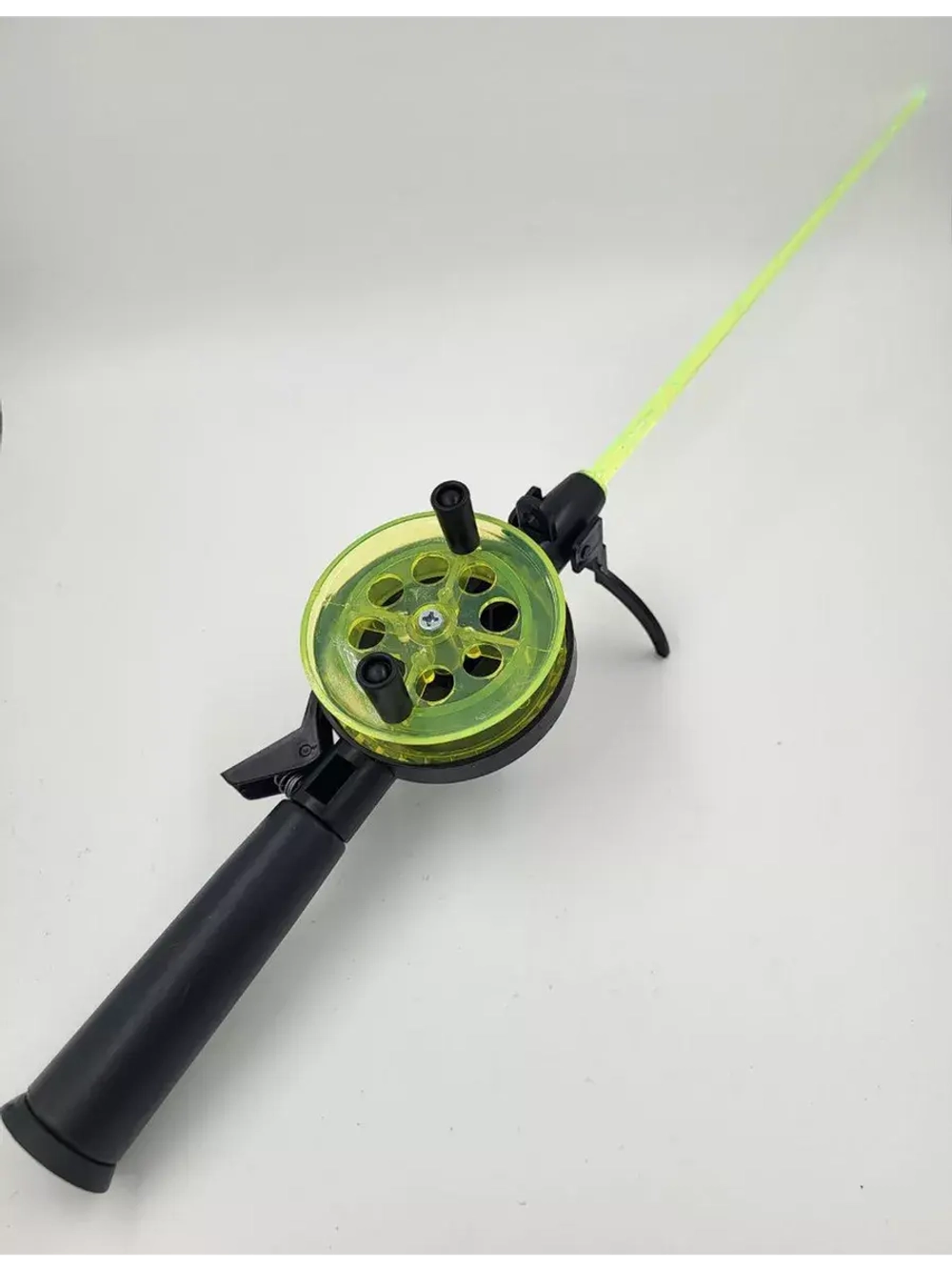 Удочка для зимней рыбалки Три Кита Tehno, катушка d-65mm с пластмассовой ручкой, (хлыст - поликарбонат), (упк. 10шт.)