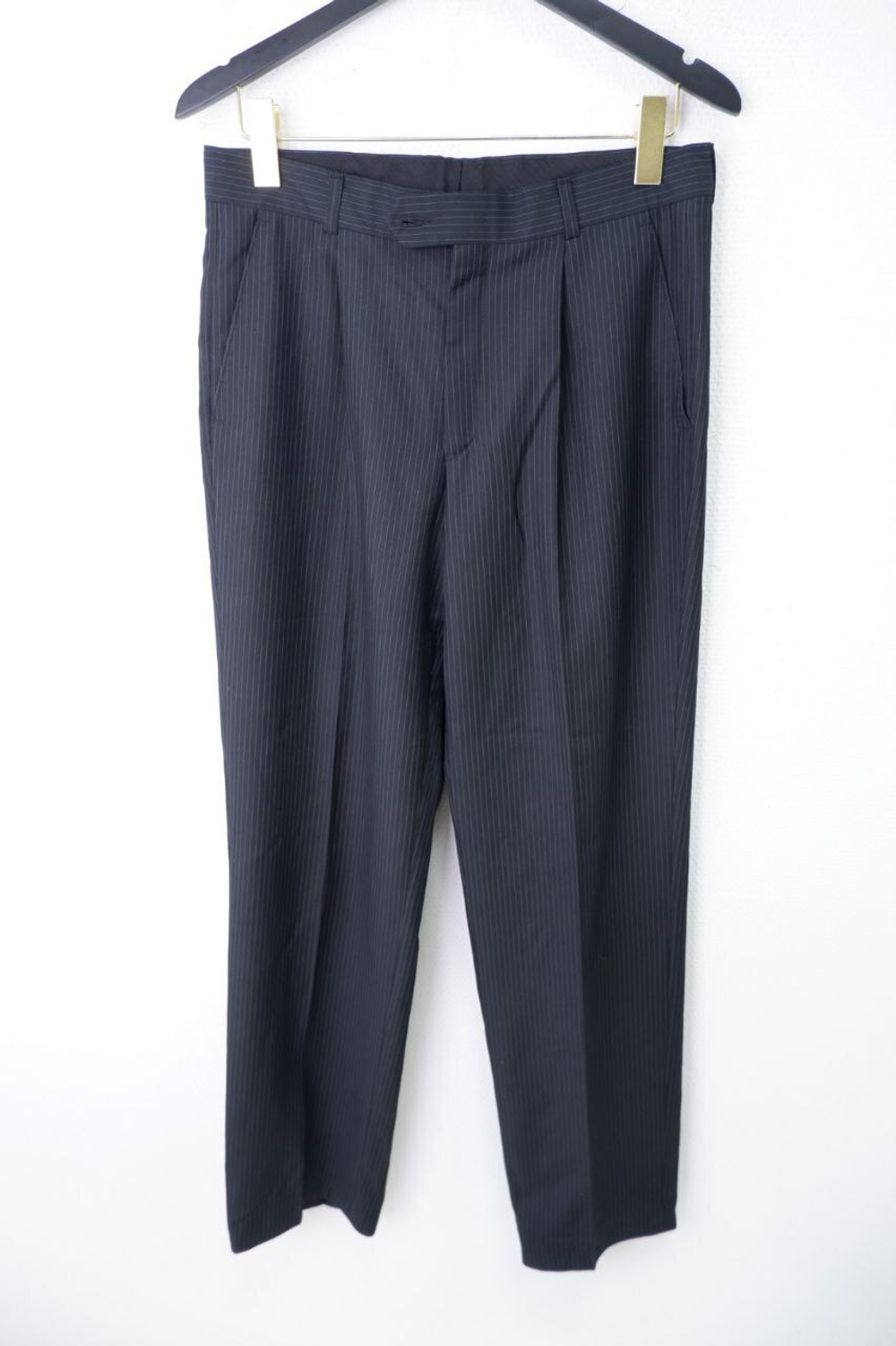 Костюм Mackentosh Studio классический 46 размер