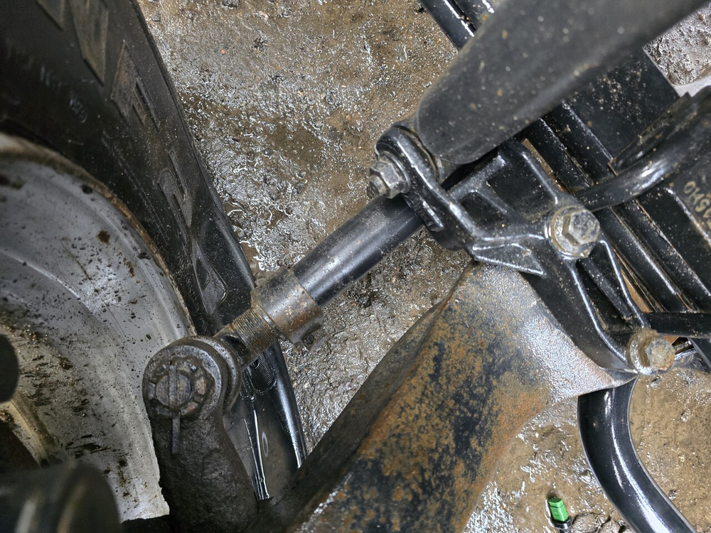 Тяга рулевая поперечная 2023г.