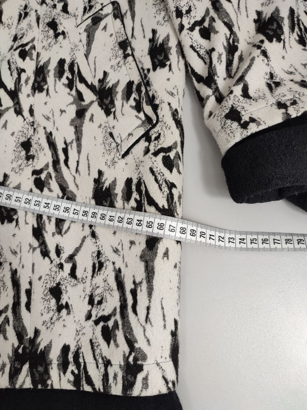 Пальто шерстяное с принтом 52-54 размер